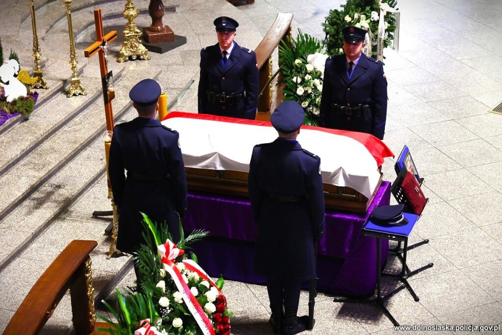 Ostatnie pożegnanie policjantów / fot. KWP