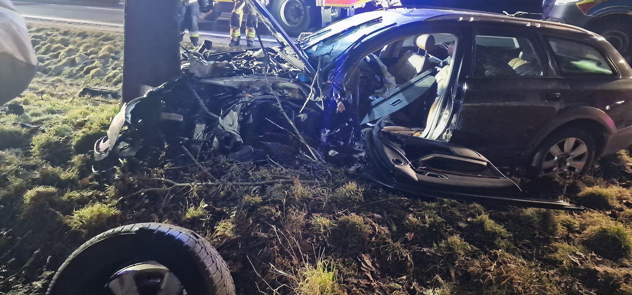 Wypadek pod Wrocławiem: Z auta został wrak. Kierowca wyszedł cały i zdrowy