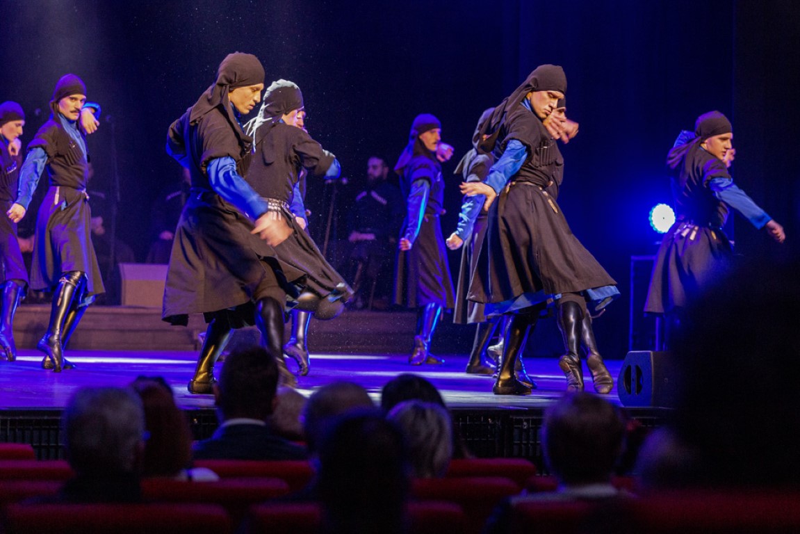 Gruziński balet APHKHAZETI wystąpi we Wrocławiu z chórem i orkiestrą na żywo