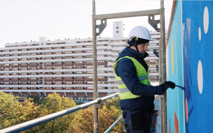 Nowy, wielki mural we Wrocławiu. Zobacz, jak powstawał
