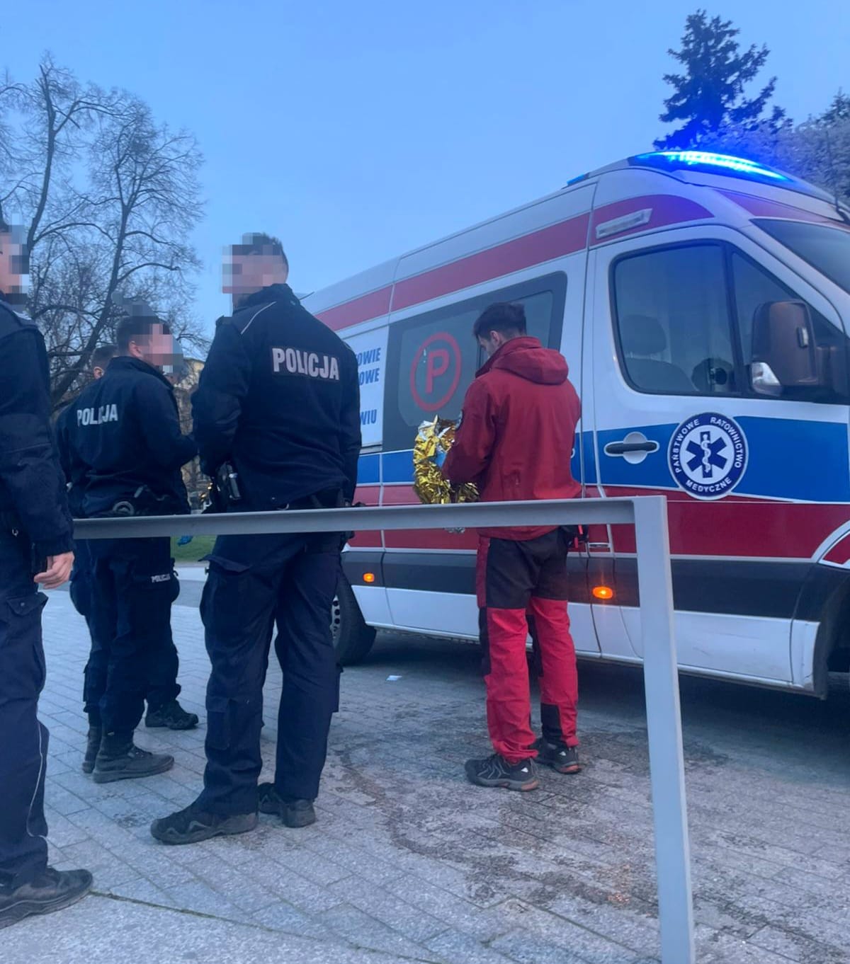 Wrocław: Kobieta wpadła do Odry na Bulwarze Dunikowskiego