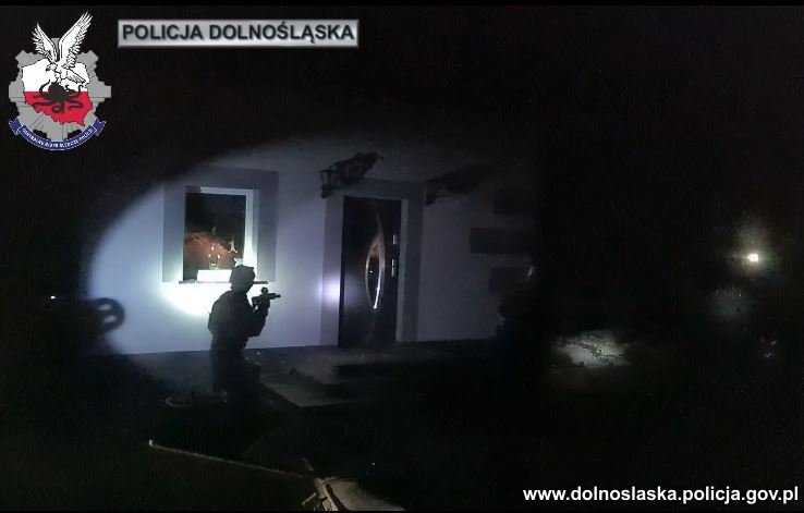 Dolnośląski gang narkotykowy rozbity. "Związki z klubem sportowym"